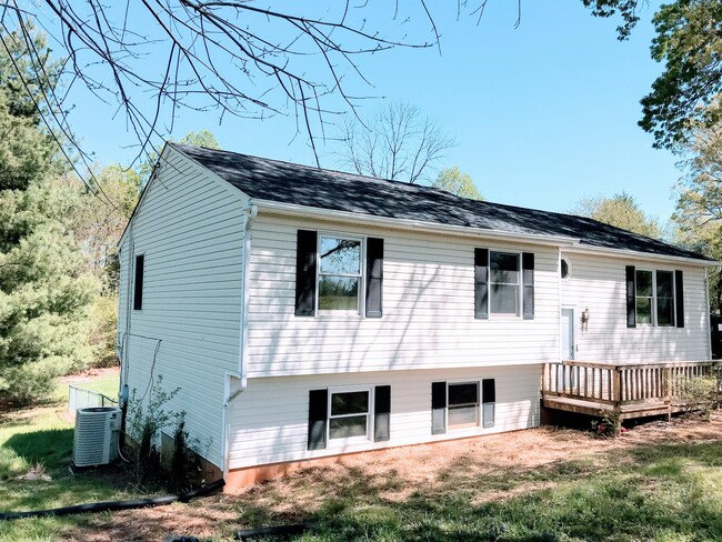 Building Photo - 1226 Lockewood Dr