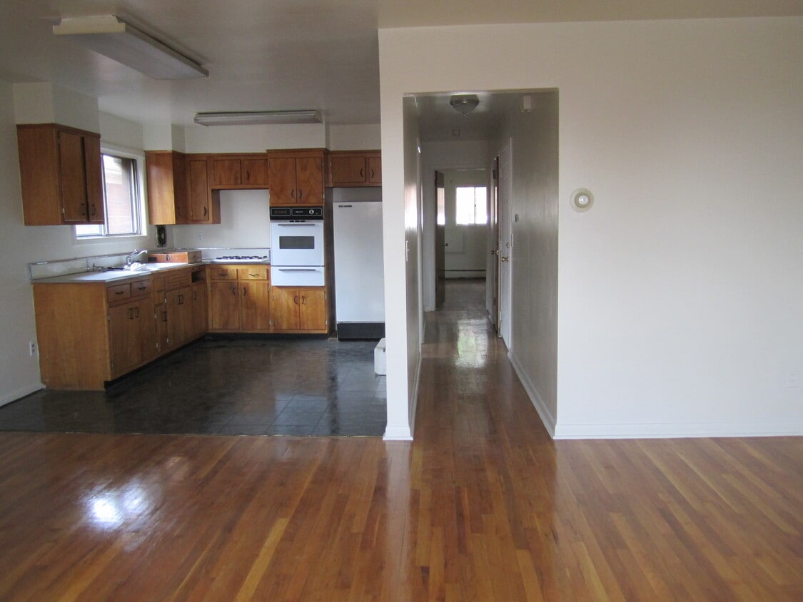 Building Photo - 171 Palisade Ave