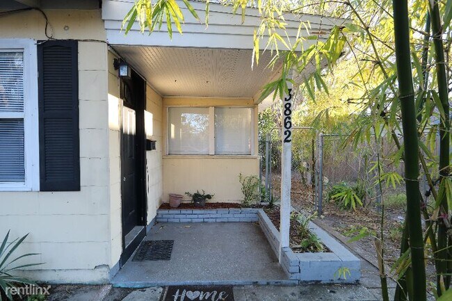 Building Photo - 2 br, 1 bath House - 3862 12th Ave S