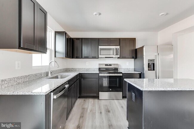Foto del edificio - 7301 Statesman Blvd
