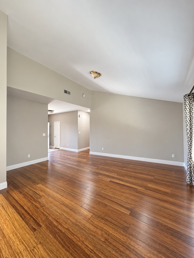 Building Photo - 5504 Mar Grande Dr