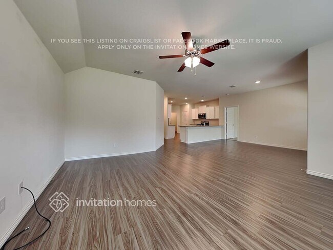 Building Photo - 753 Jamestown Ln