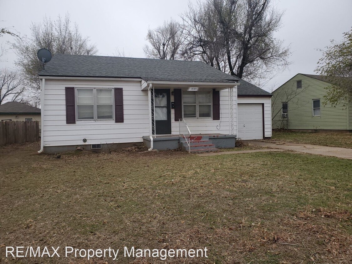 Primary Photo - 2 br, 1 bath House - 1309 W. Hudson