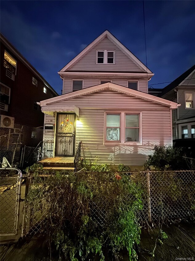 Primary Photo - 144-18 Lakewood Ave