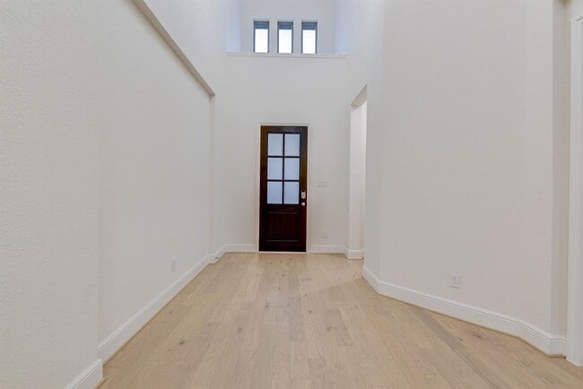 Building Photo - 14818 Kingsford Willow Ln