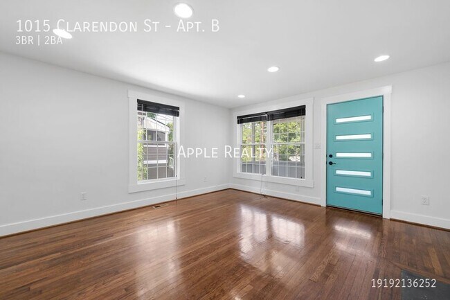 Building Photo - 1015 Clarendon St