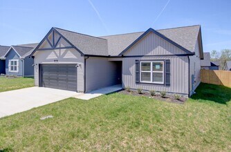 Building Photo - 196 Donegal Dr