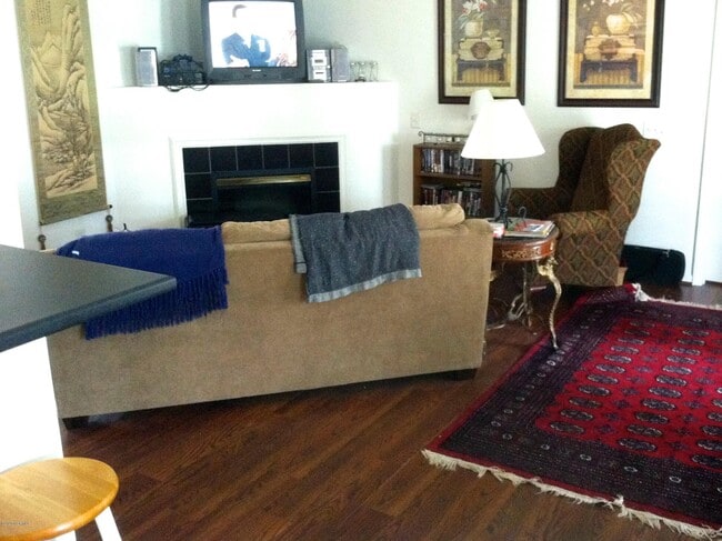 Building Photo - 2227 Locksley Woods Dr
