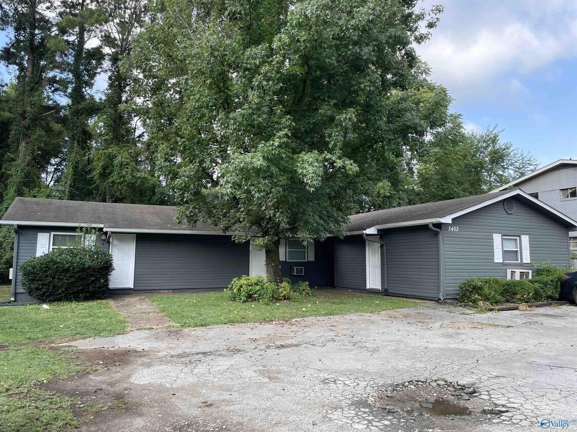 Foto principal - 2403 Mastin Lake Rd NE