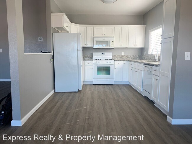 Building Photo - 1 br, 1 bath House - 16313 Sally Lane