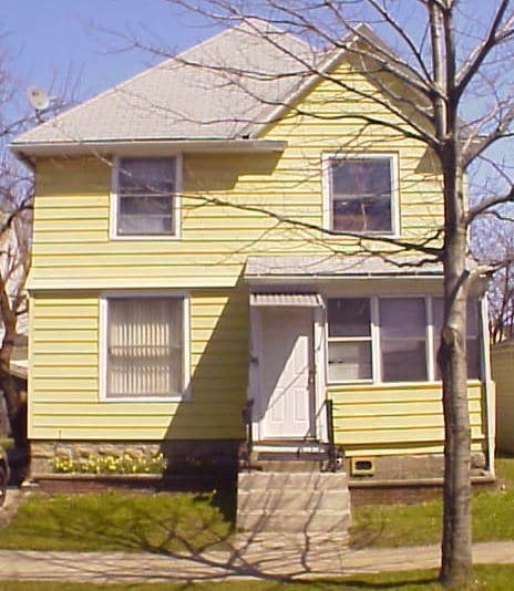 Building Photo - 18 6th St