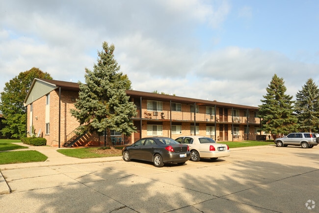 Building Photo - Emerald Apartments