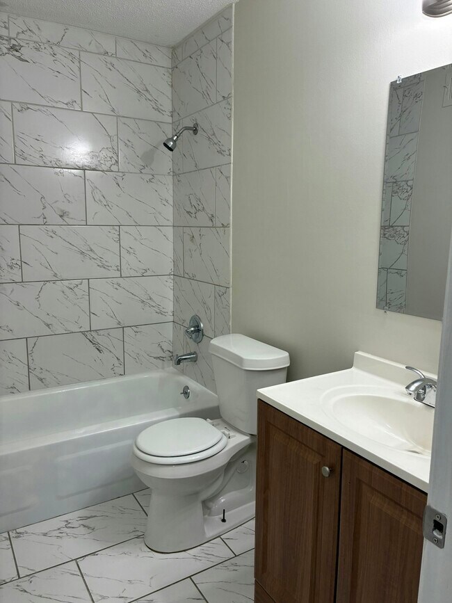 Foto del edificio - 4350 Ann Arbor Ln