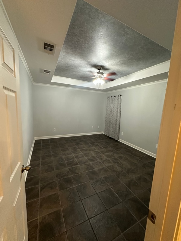 Building Photo - 18304 Autumn View Dr