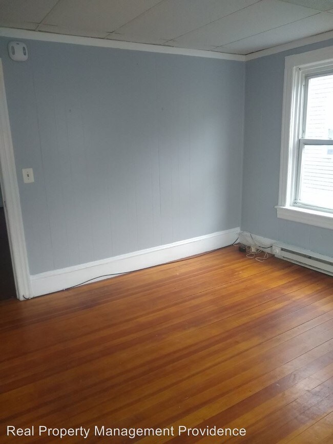 Building Photo - 104 Allston St