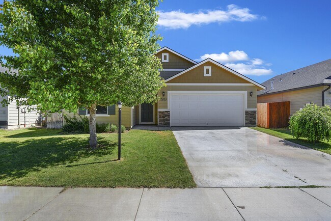 Building Photo - 10025 W Lillywood Dr