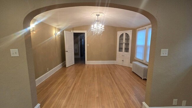 Foto del edificio - 4126 N Newhall St