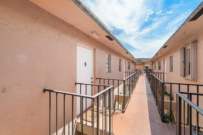 Foto del edificio - 600 SW 2nd St