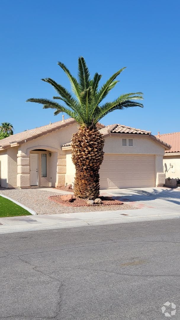 Building Photo - 7840 Blue Charm Ave