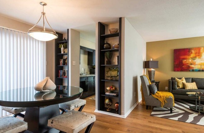 Foto del edificio - 1704 Seaspray Ct