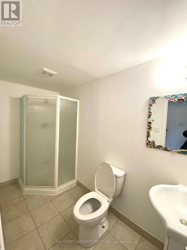 Building Photo - 30-30 Buddleswood Ct