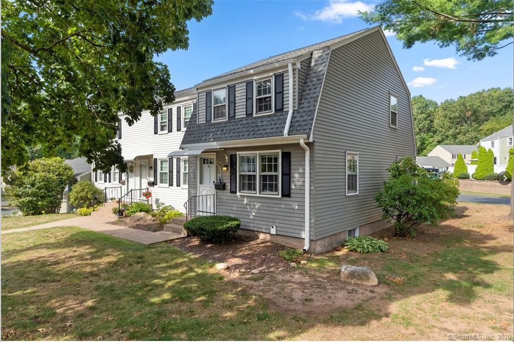 9 Gayfeather Ln, Glastonbury, CT 06033 Townhome Rentals in