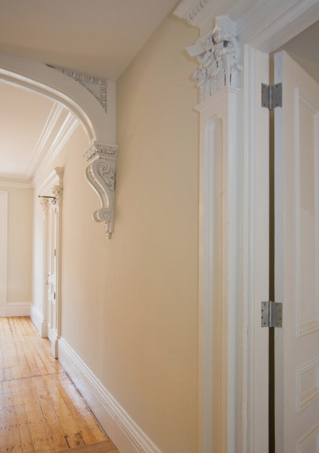 Building Photo - 658 Massachusetts Ave