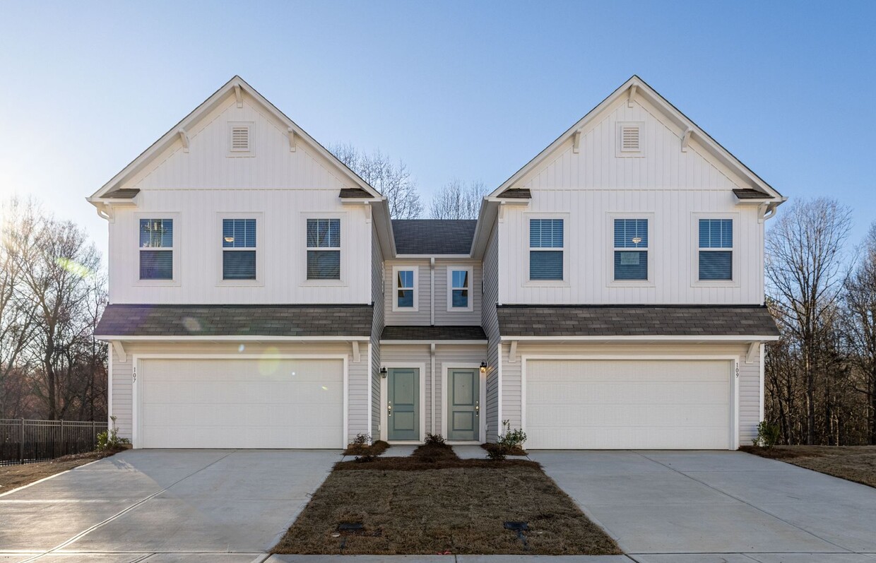 Primary Photo - Paired Home in quiet community close to sh...