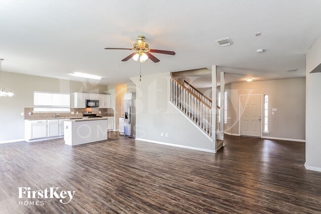 Building Photo - 16318 Autumn Leigh Dr
