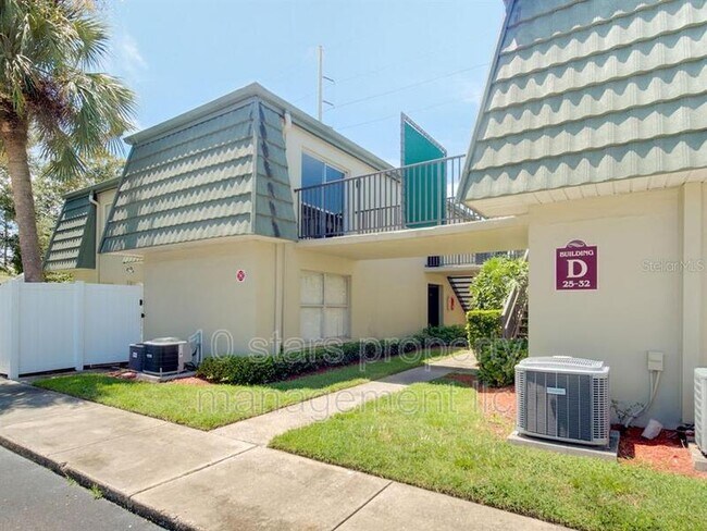 Foto del edificio - 1799 N Highland Ave