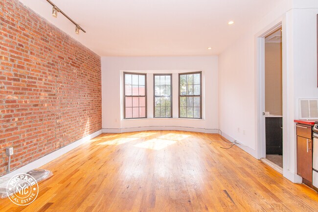 Foto del edificio - 101 Quincy St