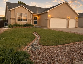 Building Photo - 3666 Pronghorn Meadows Cir