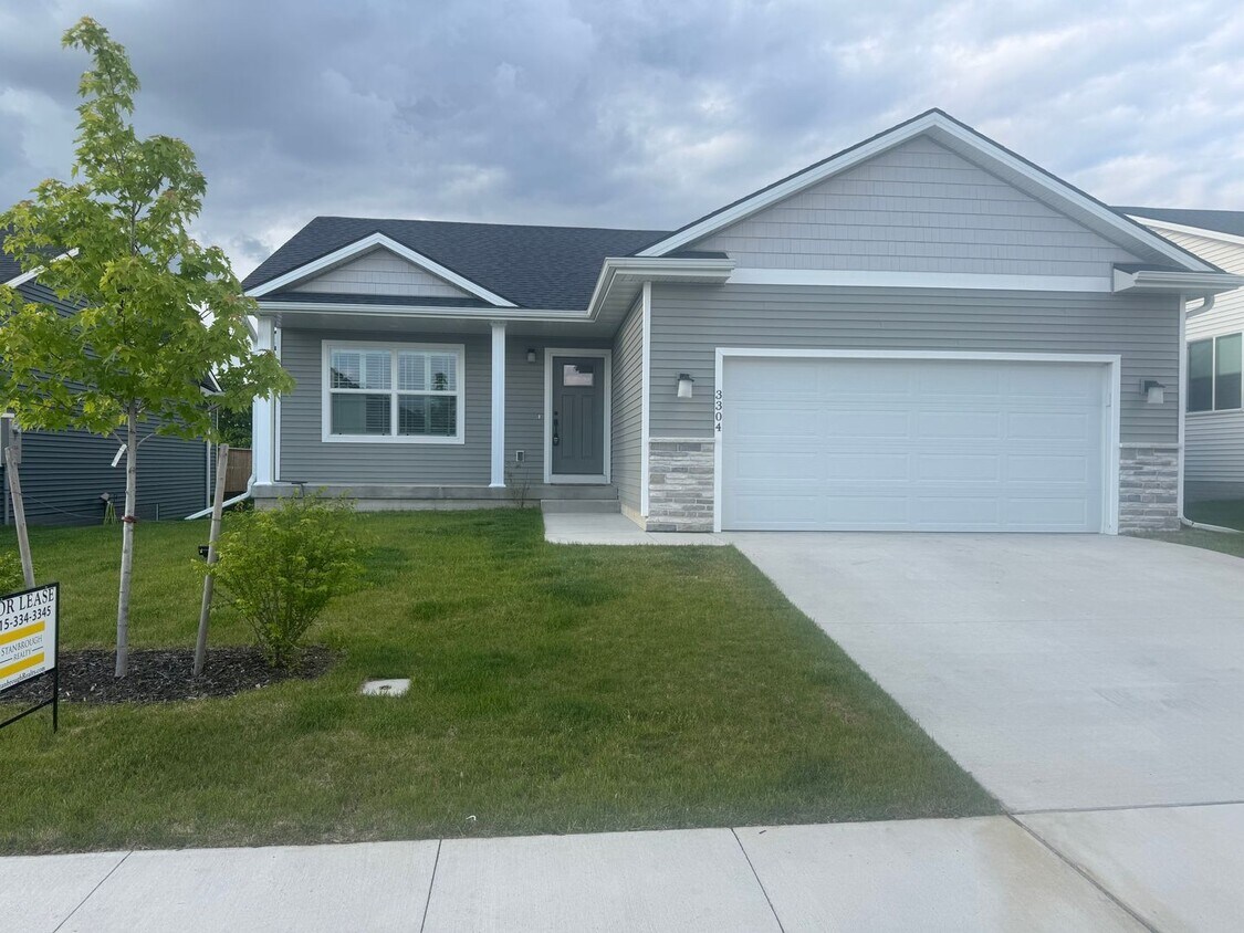 Primary Photo - Great single family home!