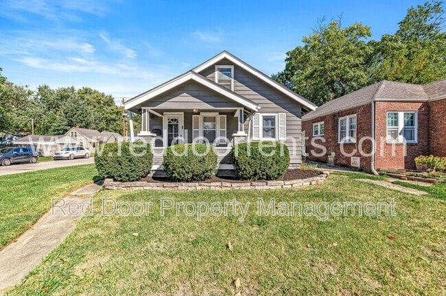 Photo - 1602 E 46th St House