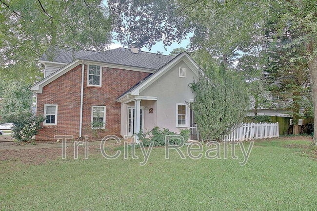 Building Photo - 419 Sherrels Ford