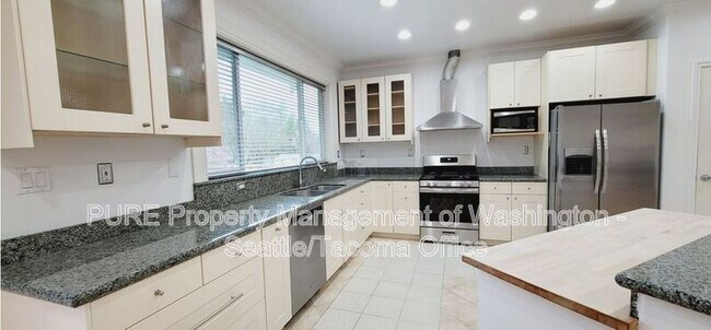 Foto del edificio - 2354 Walnut Rd NW