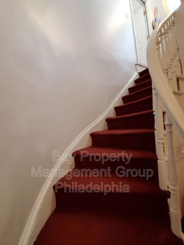 Building Photo - 1326 N 7th St
