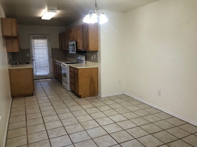 Foto del edificio - 3703 Eaglecrest