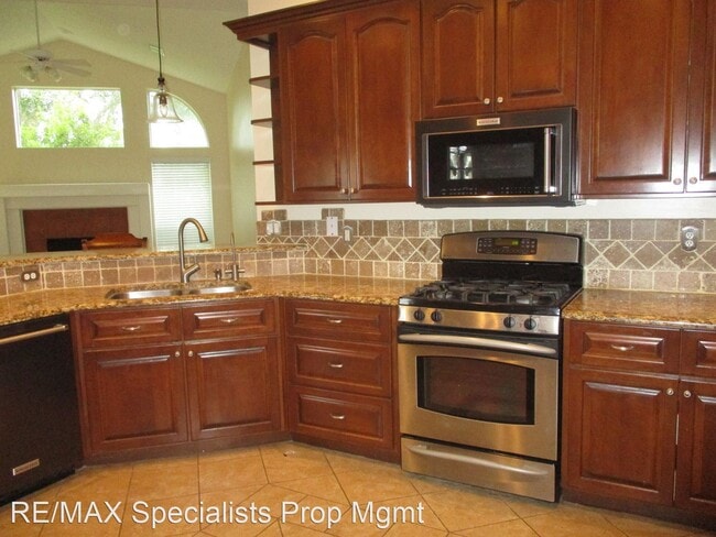 Building Photo - 4 br, 3 bath House - 3726 Reedpond Dr N