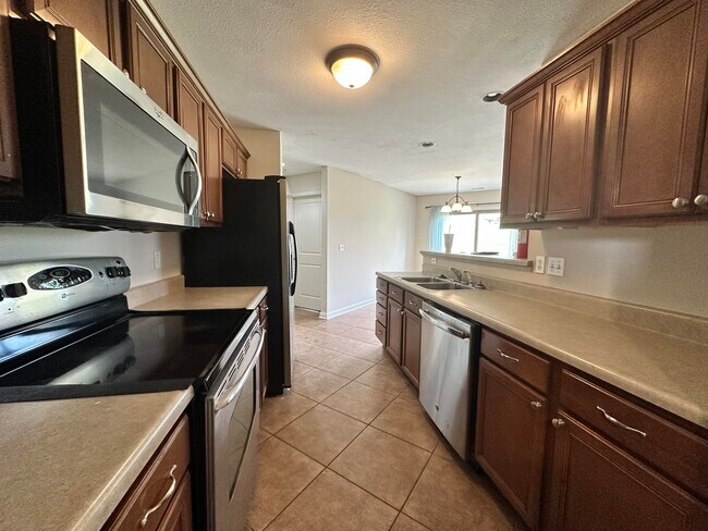 Foto del edificio - 5711 Vero Way