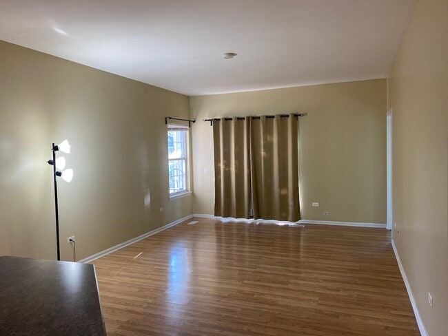 Building Photo - 3275 Stratford Ct
