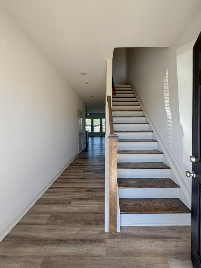 Building Photo - 339 Platt Dr