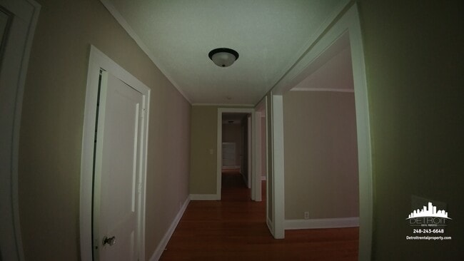 Building Photo - 504 Wildwood Ave