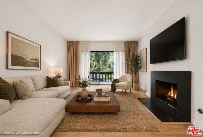 Foto del edificio - 12030 Valleyheart Dr