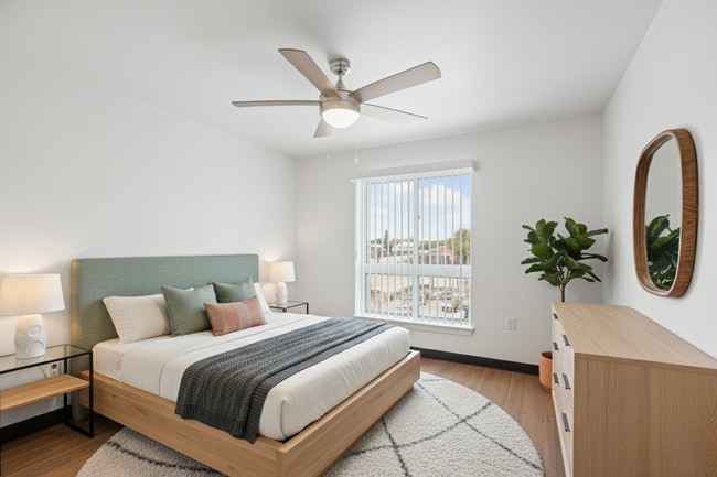 Building Photo - Westside Commons