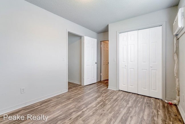 Building Photo - 508 SW 59th St