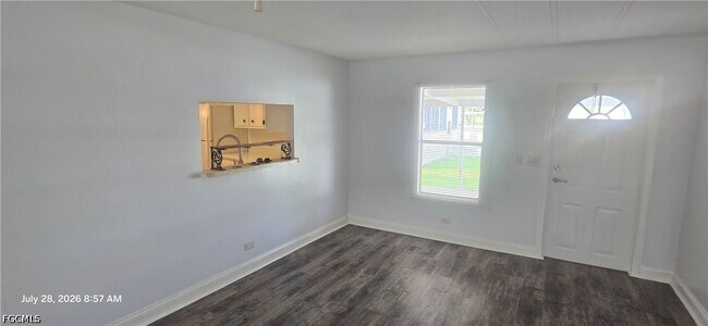 Building Photo - 612 Pine Grove Ct