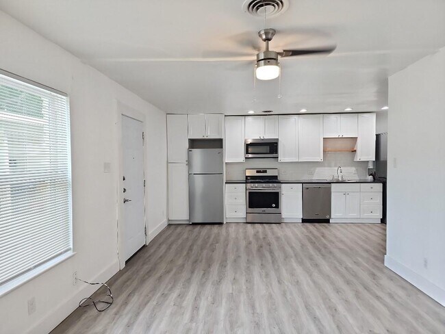 Foto del edificio - 1503 Braes Ridge Dr