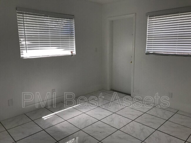 Foto del edificio - 141 NW 4th Ave