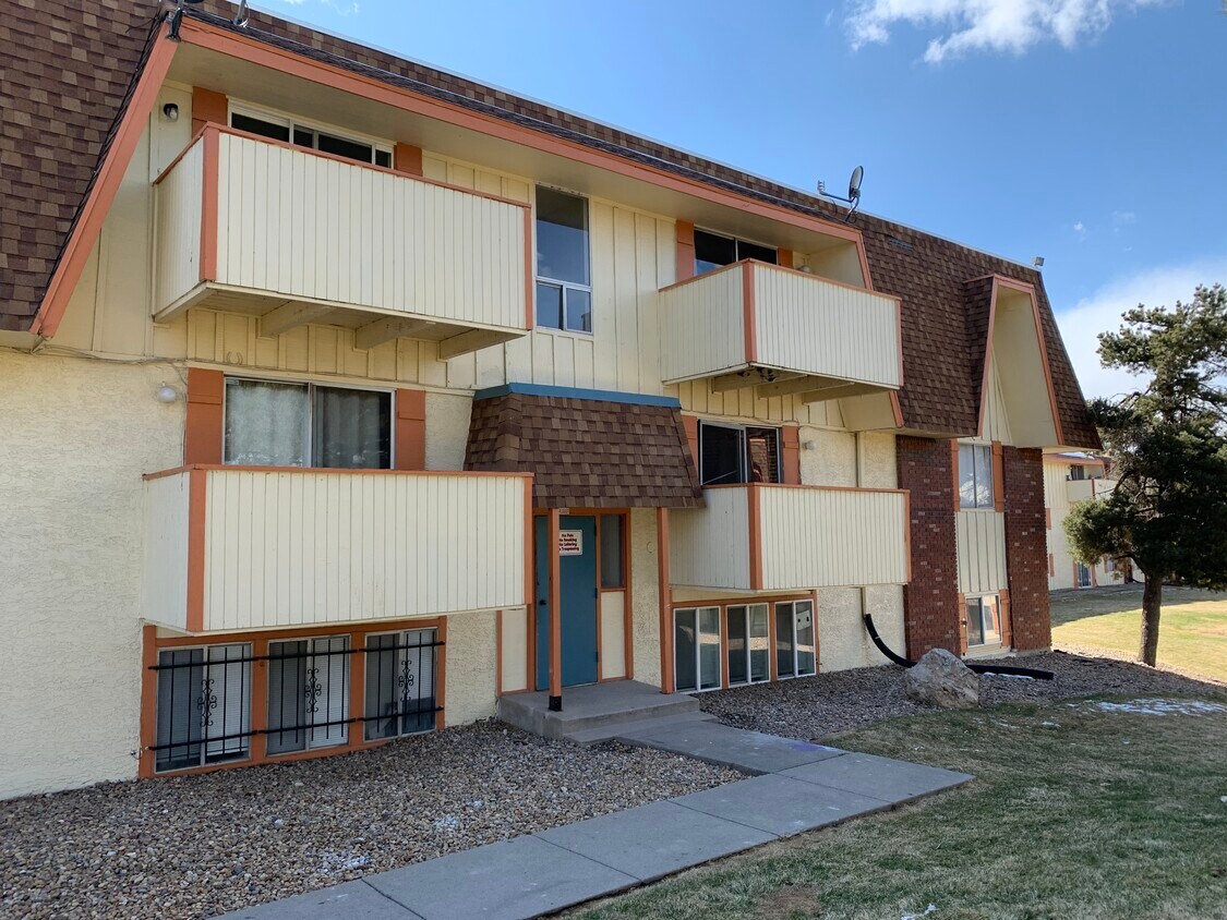 Primary Photo - 10211 Ura Ln